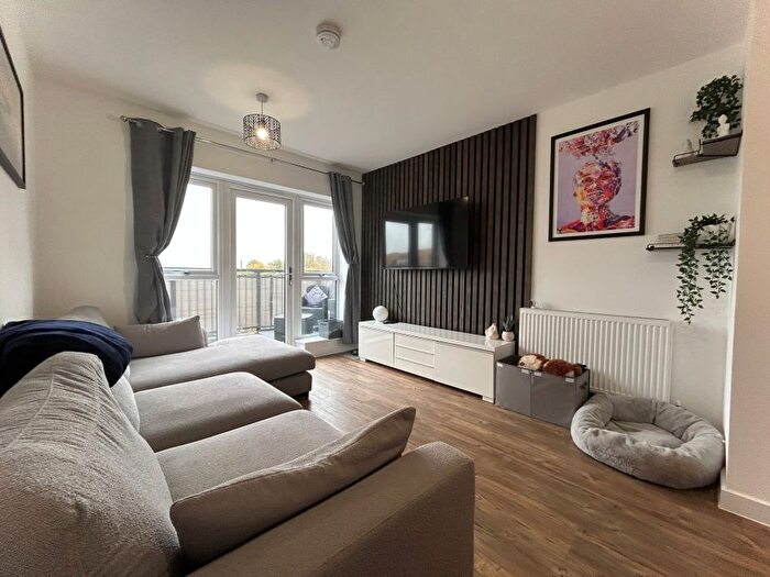 1 Bedroom Flat To Rent In Thimble Crescent, Wallington, SM6