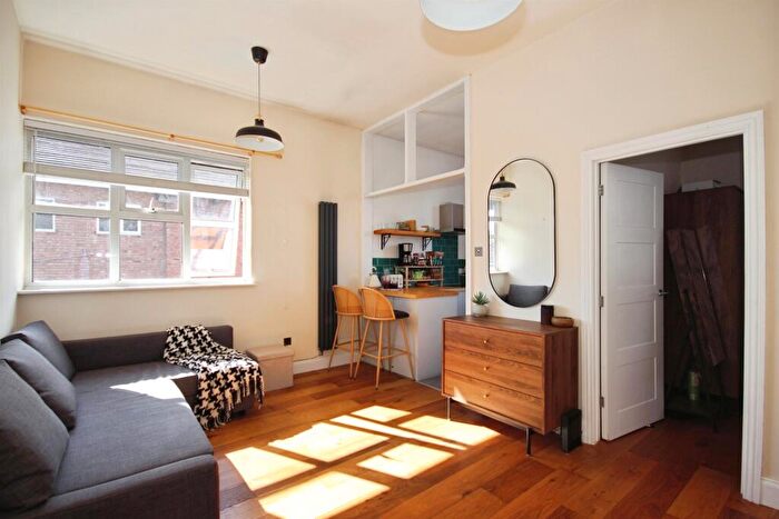 1 Bedroom Flat For Sale In Claremont Road, Leamington Spa, CV31