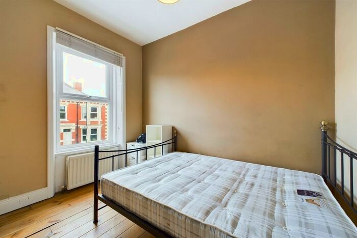 2 Bedroom Flat To Rent In Addycombe Terrace, Newcastle Upon Tyne, NE6