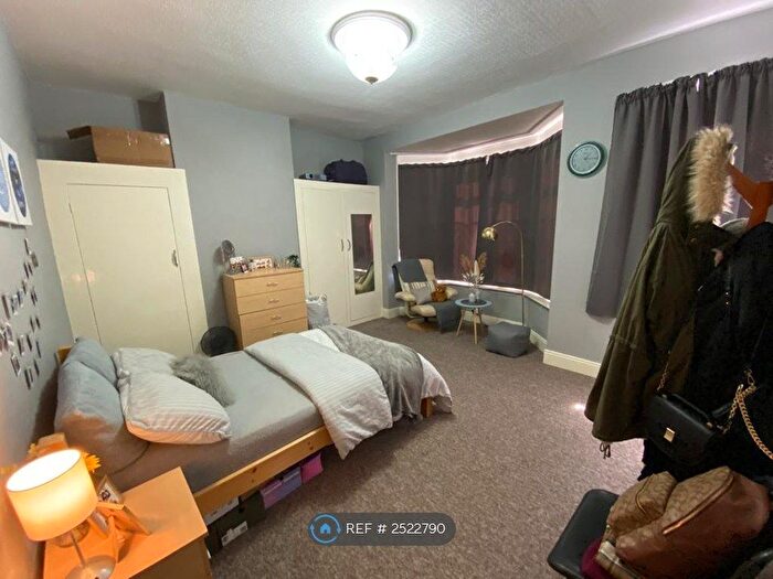 4 Bedroom Terraced House To Rent In Winchester Road, Southampton, SO16