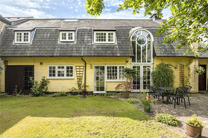 3 Bedroom Semi-Detached House For Sale In School Lane, Longstanton, Cambridgeshire, CB24
