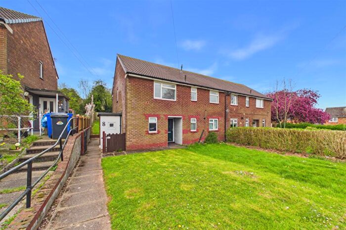 2 Bedroom Flat For Sale In Sandalwood Road, Burton-On-Trent, DE15