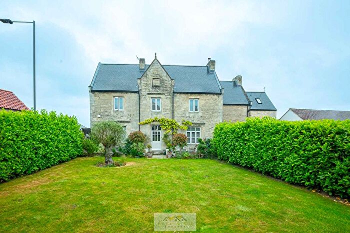 4 Bedroom Semi-detached House For Sale In Turner Croft, Laughton-En-Le-Morthern, Sheffield, S25