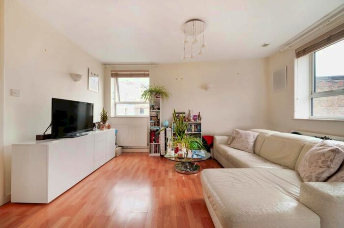 1 Bedroom Flat For Sale In Belgrave Gardens, St Johns Wood, NW8