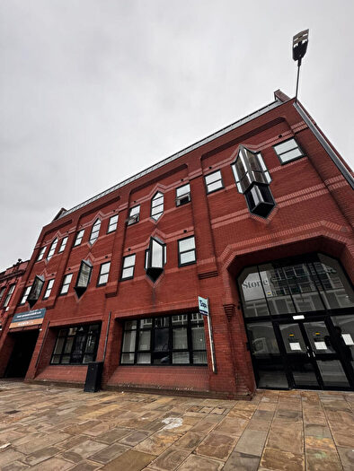 1 Bedroom Apartment For Sale In Stone Cross House, - Churchgate, Bolton, BL1