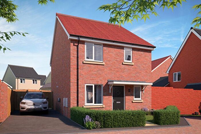 3 Bedroom Detached House For Sale In Woodside Way, Great Dunmow, CM6