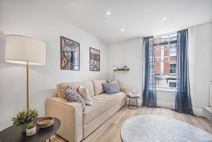 2 Bedroom Flat To Rent In Bute Street, Cardiff Bay, CF10