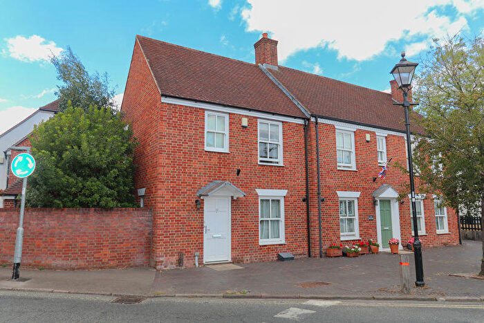 3 Bedroom House For Sale In South Street, Titchfield, PO14