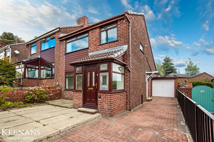3 Bedroom Semi-Detached House For Sale In Ramsey Avenue, Bacup, OL13