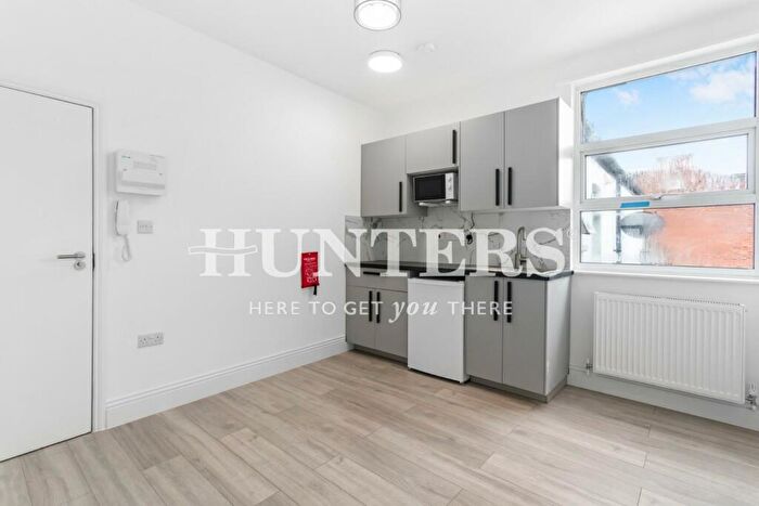 Studio To Rent In Mora Road, London, NW2