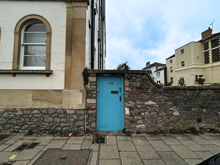 3 Bedroom Flat To Rent In Pembroke Road, Clifton, BS8