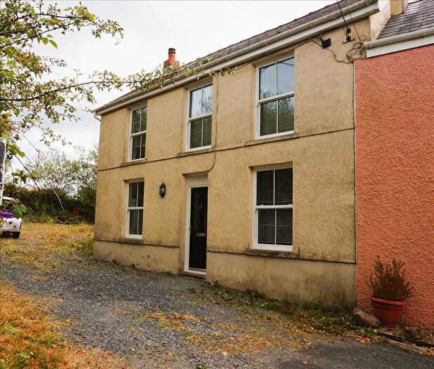 3 Bedroom Semi-Detached House To Rent In Heol Yr Ysgol, Cefneithin, Llanelli, SA14