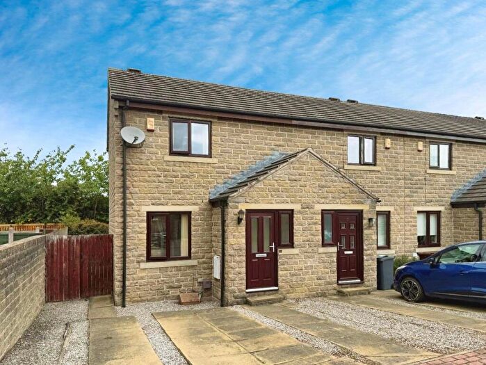 2 Bedroom End Of Terrace House To Rent In Wharfedale Court, Otley, LS21