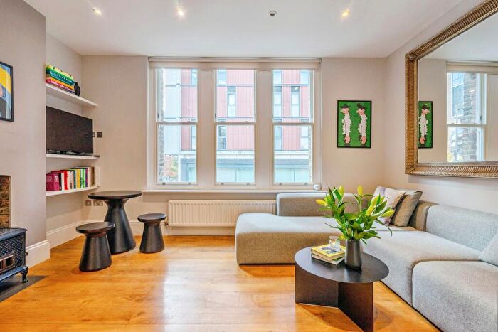 2 Bedroom Flat To Rent In Dalston Lane, Hackney, E8