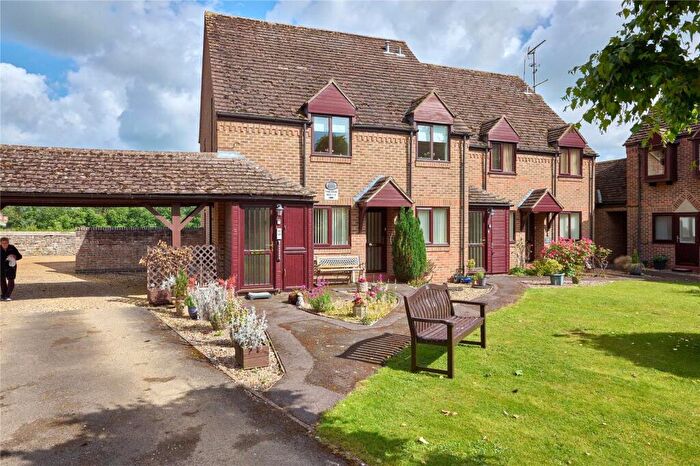 2 Bedroom Apartment For Sale In Tyne House, Oundle, PE8