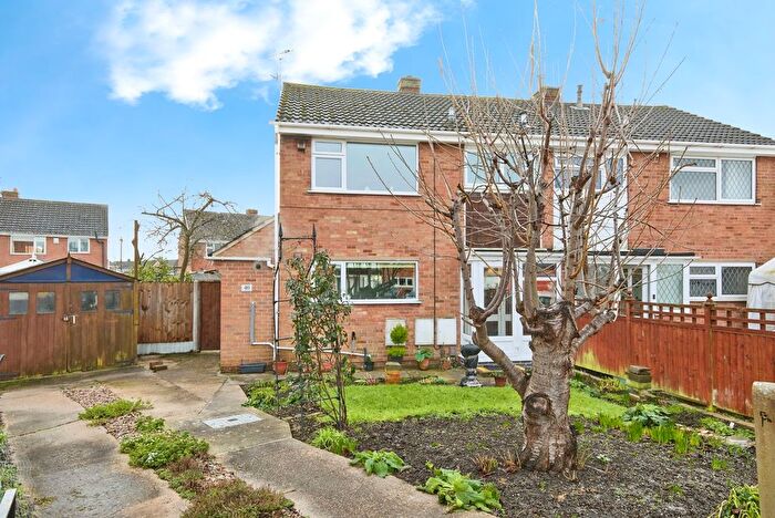 3 Bedroom Semi Detached House For Sale In Lodge Road, Long Eaton, Nottingham, Derbyshire, NG10