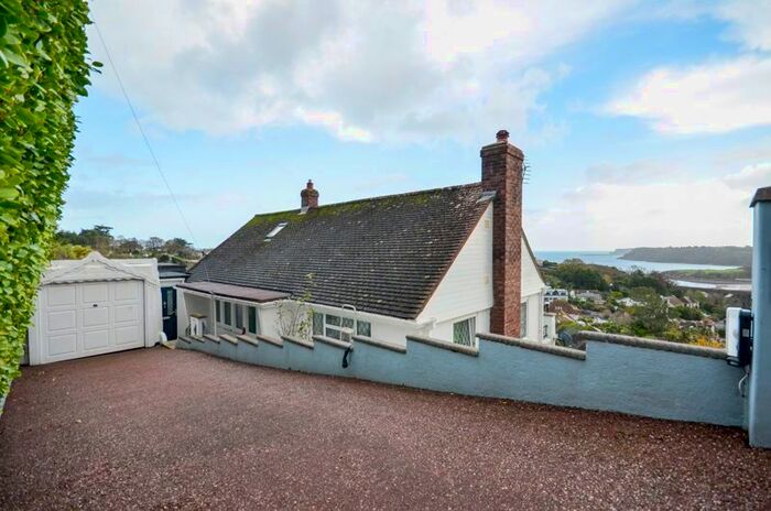 5 Bedroom Detached House For Sale In Dartmouth Road, Paignton, TQ4