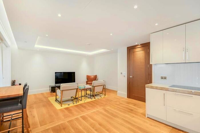 2 Bedroom Flat To Rent In Strand, London, WC2R