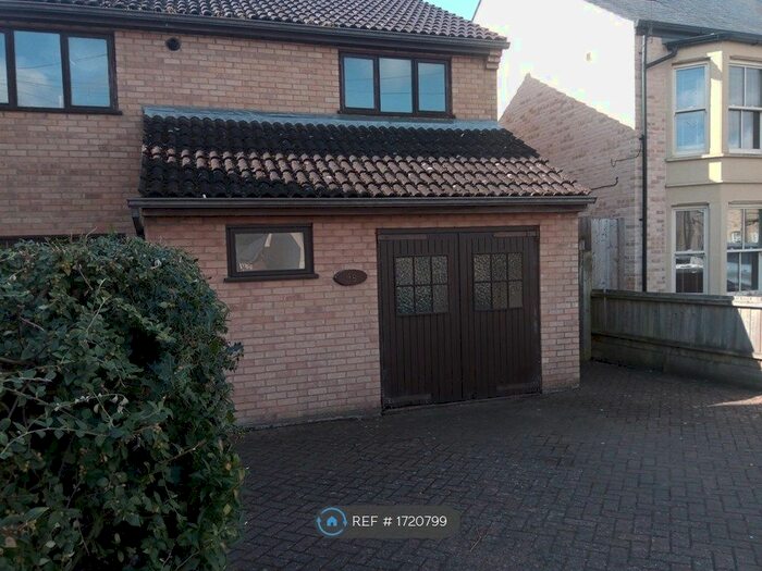 4 Bedroom Detached House To Rent In Alpha Terrace, Trumpington, Cambridge, CB2