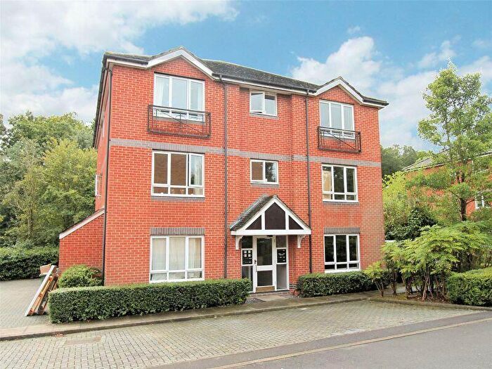 2 Bedroom Flat To Rent In Angelica Way, Whiteley, PO15