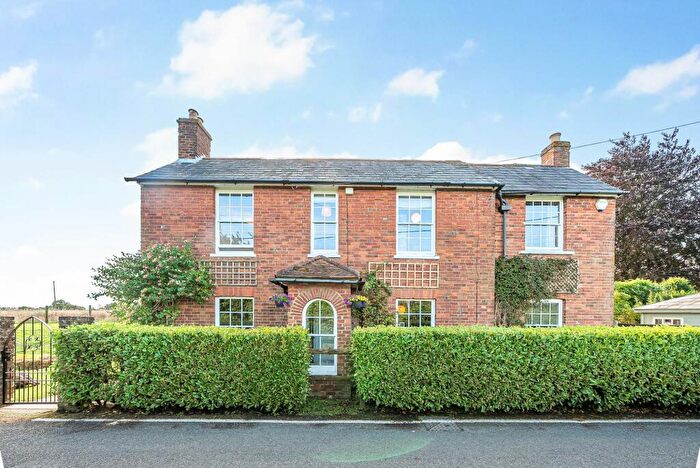 4 Bedroom Detached House For Sale In Lynsted Lane, Lynsted, ME9