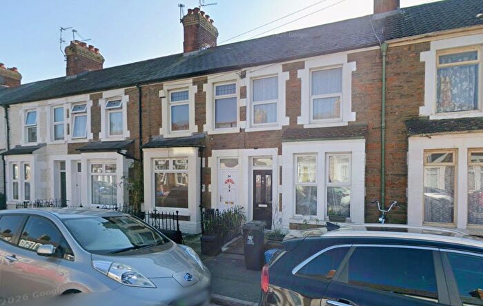 3 Bedroom Terraced House To Rent In Upper Kincraig Street, Cardiff, CF24