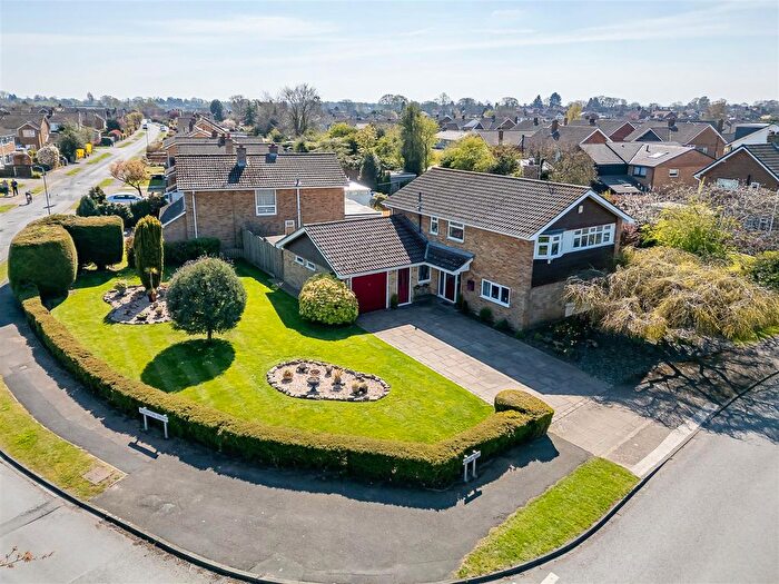 4 Bedroom Detached House For Sale In Ebor Way, Upper Poppleton, York, YO26