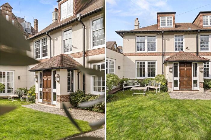 5 Bedroom Detached House For Sale In Blenkarne Road, SW11