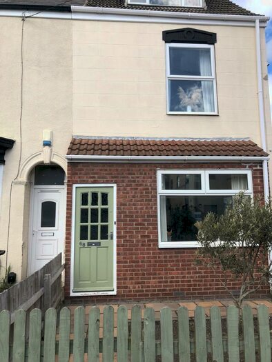 2 Bedroom House To Rent In Alexandra Road, Hull, HU5