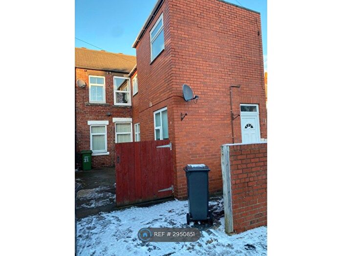 3 Bedroom Flat To Rent In Monkseaton Terrace, Ashington, NE63