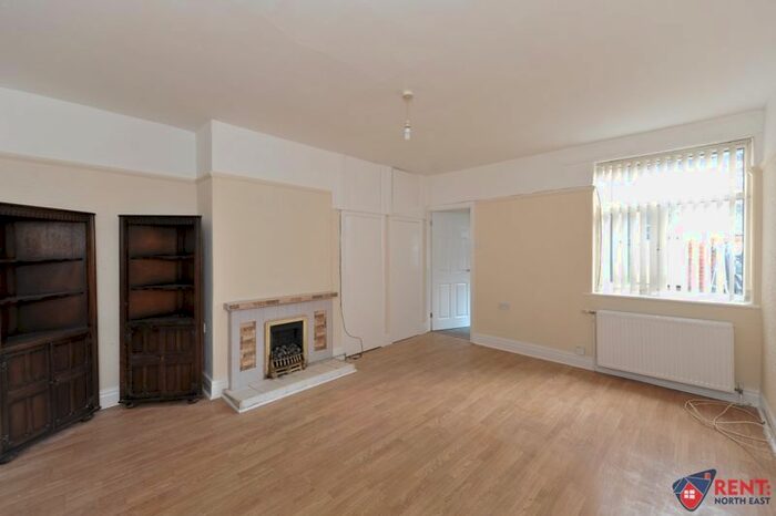 2 Bedroom Flat To Rent In Fern Dene Road, Bensham, Gateshead, NE8