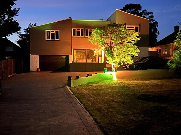 5 Bedroom Detached House For Sale In East Hanningfield Road, Rettendon Common, Chelmsford, Essex, CM3