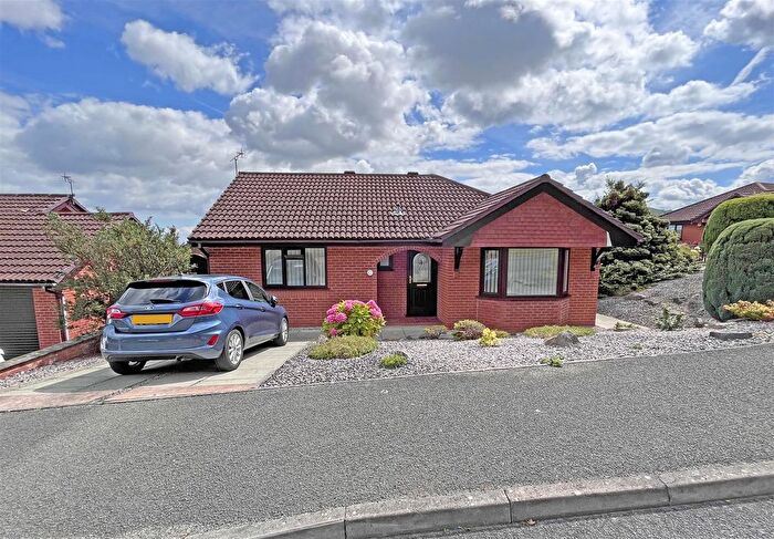 3 Bedroom Detached Bungalow For Sale In Lon Dderwen, Abergele, LL22