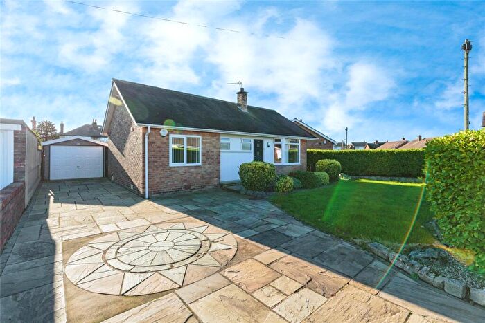 2 Bedroom Bungalow For Sale In Gretdale Avenue, Lytham St. Annes, Lancashire, FY8