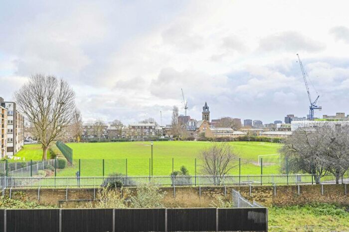 1 Bedroom Flat To Rent In Madeira Street, , Bow, London, E14