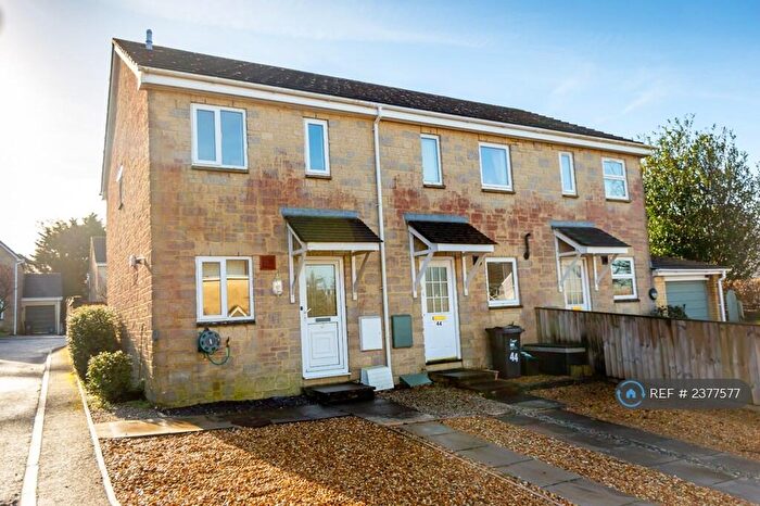2 Bedroom Terraced House To Rent In Hazelwood Road, Callington, PL17