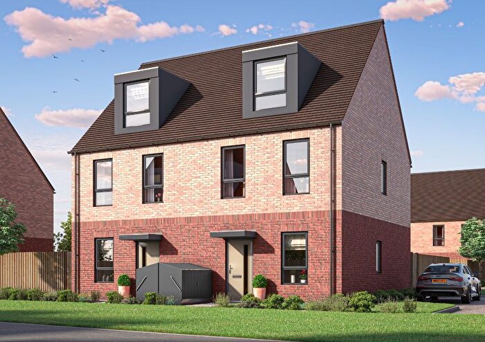 3 Bedroom Semi-Detached House For Sale In Kinloch Road, Netherhall Gardens, Cambridge, CB1