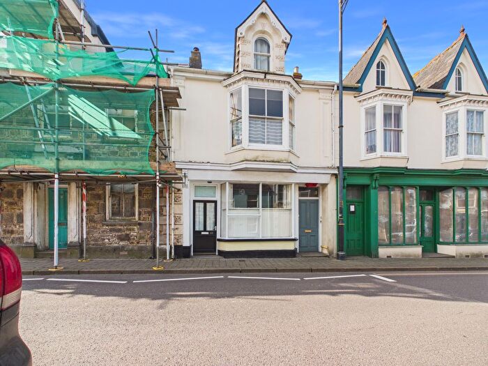 2 Bedroom Flat For Sale In Trelowarren Street, Camborne, TR14