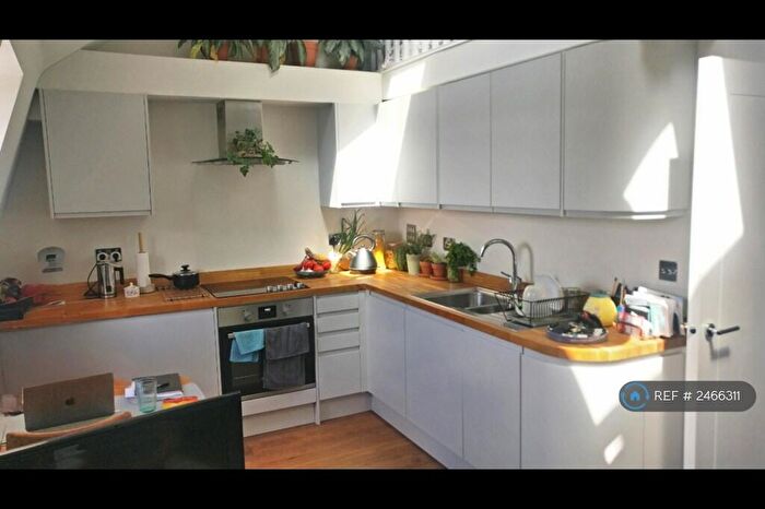 1 Bedroom Flat To Rent In Norwood Road, London, SE27