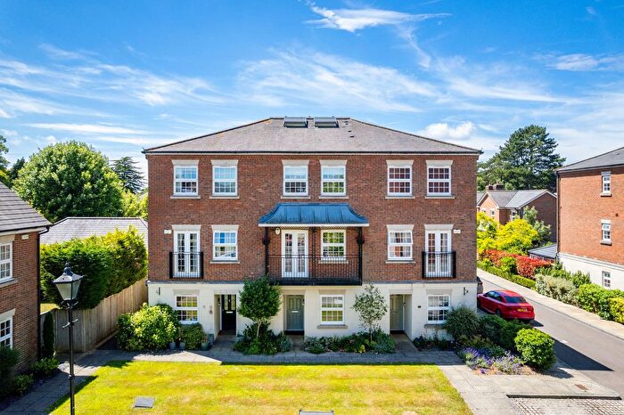 4 Bedroom Terraced House For Sale In Tower Place, Warlingham, CR6