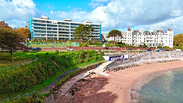 2 Bedroom Flat For Sale In Seaway Lane, Torquay, TQ2