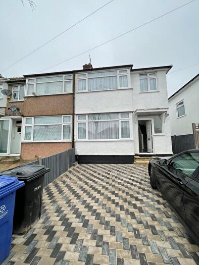3 Bedroom Semi-Detached House To Rent In Gainsborough Gardens, Edgware, HA8