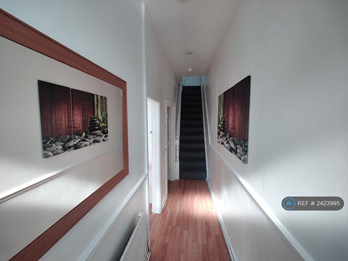 4 Bedroom Terraced House To Rent In Castle Buildings, Pontypridd, CF37