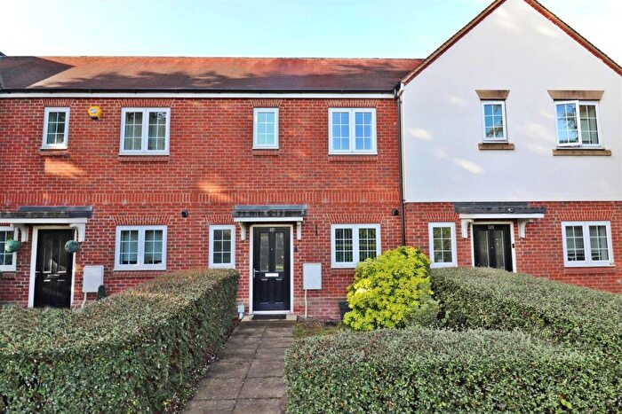 2 Bedroom Terraced House For Sale In Mortimer Crescent, Kings Park, St. Albans, AL3