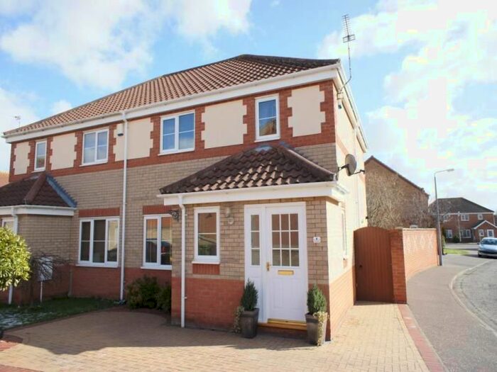 3 Bedroom Semi-Detached House To Rent In Caraway Drive, Bradwell, Great Yarmouth, Norfolk, NR31