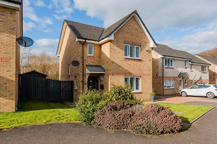 3 Bedroom Villa For Sale In Tulip Drive, Newton Mearns, G77