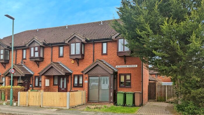 2 Bedroom Property To Rent In Petersham Terrace, Richmond Green, Beddington, Croydon, CR0