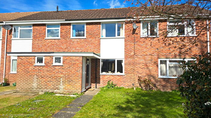 3 Bedroom Terraced House For Sale In Phoenix Walk, Newbury, RG14