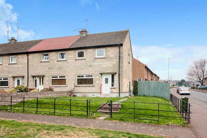 2 Bedroom End Of Terrace House To Rent In Balgarthno Road, Dundee, Angus, DD2