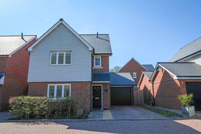 3 Bedroom Detached House For Sale In Partridge Close, Burgess Hill, RH15